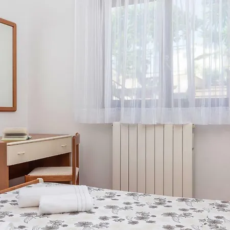 Apartman Ive Vrsar Exterior photo